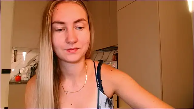 BluueSilk online show from October 31, 2025, 6:14 am