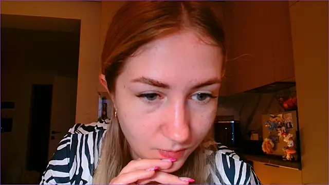 BluueSilk online show from February 4, 2026, 6:08 am