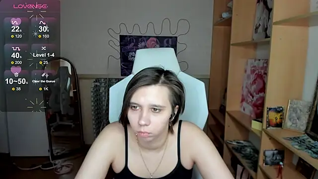 Snapshot of Scarlet_Sirenn chatting on March 2, 2026, 7:15 am Scarlet Sirenn online show from March 2, 2026, 7:15 am