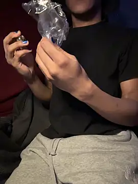 vexahleah online show from April 7, 2026, 1:06 am