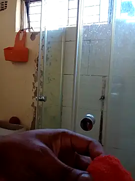 Snapshot of Mkhothiwesibumbu chatting on May 10, 2026, 1:27 pm Mkhothiwesibumbu online show from May 10, 2026, 1:27 pm