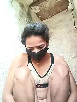 Sunali Bendre online show from February 27, 2026, 2:44 am