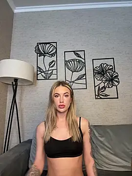 xXKelly bonb0nXx online show from May 21, 2026, 1:07 pm
