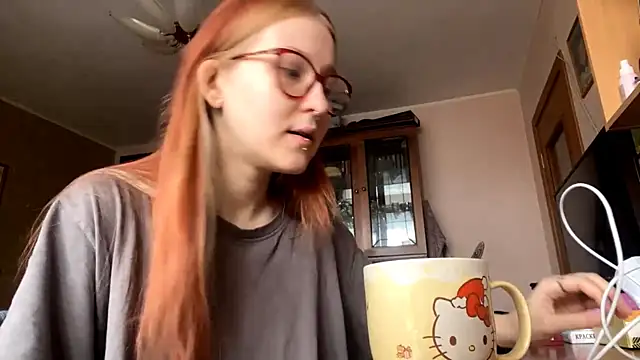 Snapshot of LaureenVielma chatting on February 10, 2026, 7:12 am LaureenVielma online show from February 10, 2026, 7:12 am