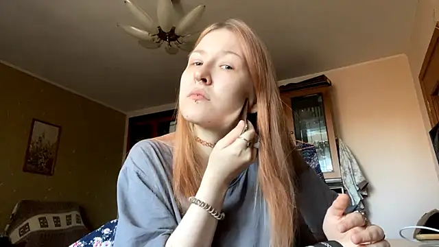 LaureenVielma online show from March 23, 2026, 7:23 am