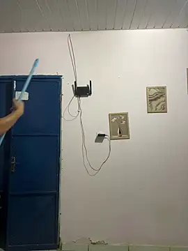 Loaisn online show from February 15, 2026, 10:50 pm