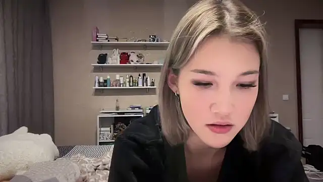 lilXdomiii online show from March 7, 2026, 6:27 pm