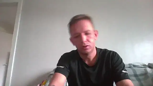 verscub6969 online show from March 23, 2026, 7:12 am