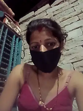 Snapshot of Divya-11431 chatting on February 5, 2026, 4:00 pm Divya-11431 online show from February 5, 2026, 4:00 pm