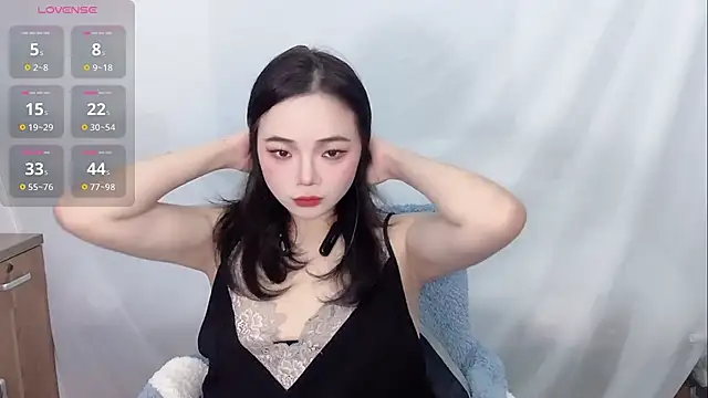 Snapshot of Eliana-ik chatting on February 10, 2026, 6:17 am Eliana-ik online show from February 10, 2026, 6:17 am