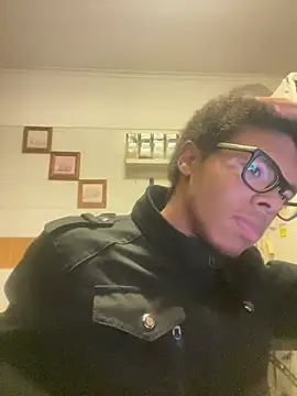 Snapshot of ELPikaPreta chatting on February 2, 2026, 2:21 am ELPikaPreta online show from February 2, 2026, 2:21 am