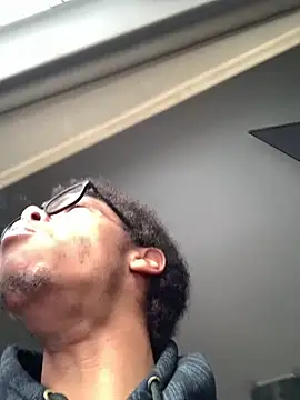 Snapshot of ELPikaPreta chatting on March 4, 2026, 8:09 am ELPikaPreta online show from March 4, 2026, 8:09 am