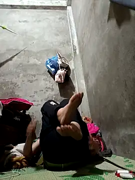 Snapshot of Ami-su chatting on February 22, 2026, 6:24 am Ami-su online show from February 22, 2026, 6:24 am