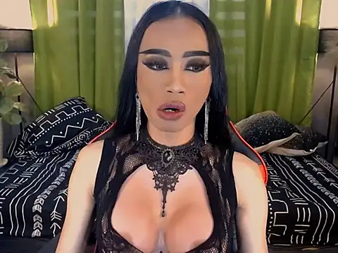 Snapshot of VeshtidaTS chatting on February 10, 2026, 8:07 am VeshtidaTS online show from February 10, 2026, 8:07 am