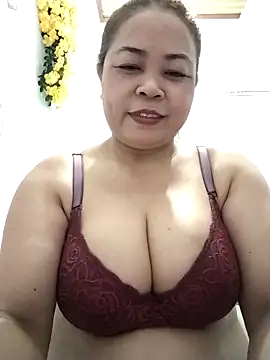 Baby-bigtits2026 online show from April 11, 2026, 10:19 am