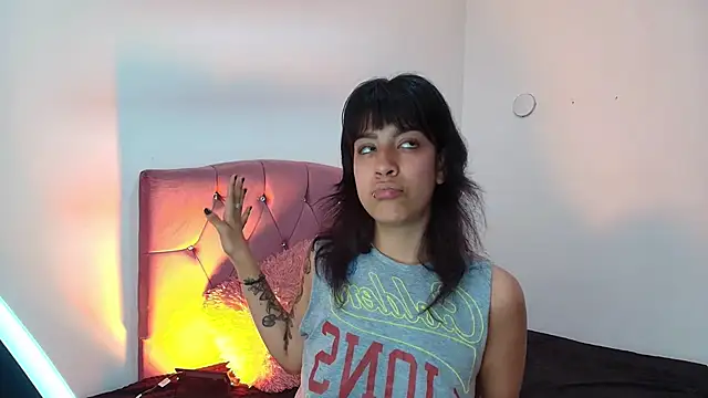 Kalyra 17 online show from March 3, 2026, 11:49 am