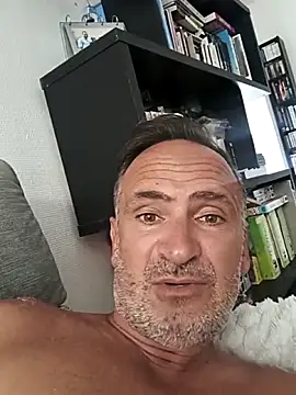 bobo672 online show from May 30, 2026, 9:17 am
