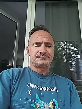 Snapshot of bobo672 chatting on June 12, 2026, 5:50 am bobo672 online show from June 12, 2026, 5:50 am