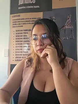 ISABELLA-24  online show from February 11, 2026, 12:32 pm