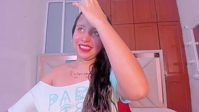 Snapshot of AmberQueen1 chatting on February 28, 2026, 11:44 am AmberQueen1 online show from February 28, 2026, 11:44 am