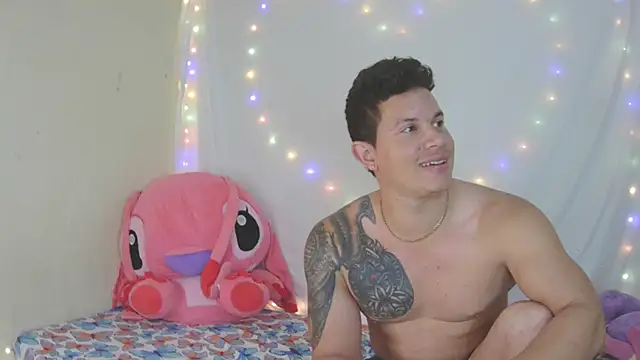 Snapshot of Eternalfuego chatting on February 15, 2026, 7:38 am Eternalfuego online show from February 15, 2026, 7:38 am