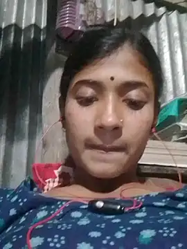 Snapshot of Cute-Tanisa- chatting on February 4, 2026, 12:11 pm Cute-Tanisa- online show from February 4, 2026, 12:11 pm