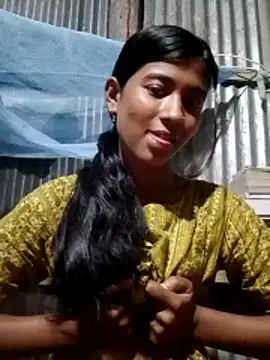 Snapshot of Cute-Tanisa- chatting on May 25, 2026, 8:53 am Cute-Tanisa- online show from May 25, 2026, 8:53 am