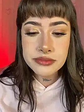 Snapshot of Tamara_uwu chatting on June 18, 2026, 8:24 pm Tamara uwu online show from June 18, 2026, 8:24 pm