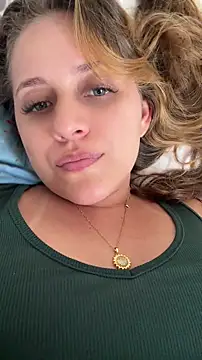 DannaCouper  online show from April 9, 2026, 8:47 pm