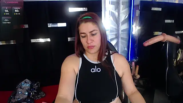 Snapshot of Alison-mar chatting on May 11, 2026, 7:55 pm Alison-mar online show from May 11, 2026, 7:55 pm