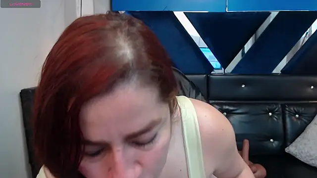 Snapshot of Alison-mar chatting on June 24, 2026, 7:46 pm Alison-mar online show from June 24, 2026, 7:46 pm