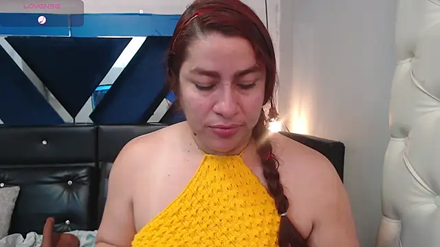 Snapshot of Alison-mar chatting on June 27, 2026, 7:41 pm Alison-mar online show from June 27, 2026, 7:41 pm