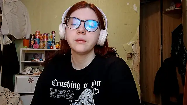 Snapshot of VannessaDillenbeck chatting on February 20, 2026, 6:59 am VannessaDillenbeck online show from February 20, 2026, 6:59 am