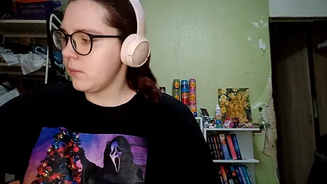 Snapshot of VannessaDillenbeck chatting on March 2, 2026, 6:14 am VannessaDillenbeck online show from March 2, 2026, 6:14 am