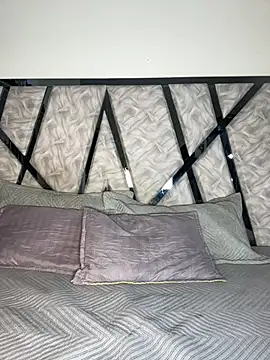 Denise wolfe21 online show from February 25, 2026, 1:43 pm