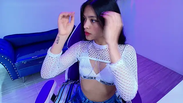 Maddie T18 online show from April 10, 2026, 11:37 am