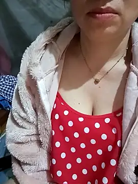 Snapshot of Arica_sexy001 chatting on February 19, 2026, 2:24 pm Arica sexy001 online show from February 19, 2026, 2:24 pm