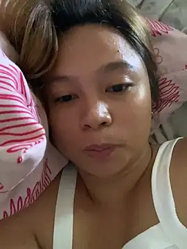 Snapshot of Wild_flower19 chatting on March 16, 2026, 4:40 am Wild flower19 online show from March 16, 2026, 4:40 am