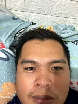 bigloadfox online show from March 8, 2026, 2:43 pm