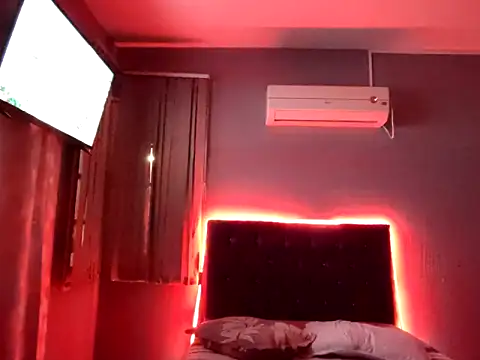 stefita01010 online show from March 21, 2026, 4:39 am