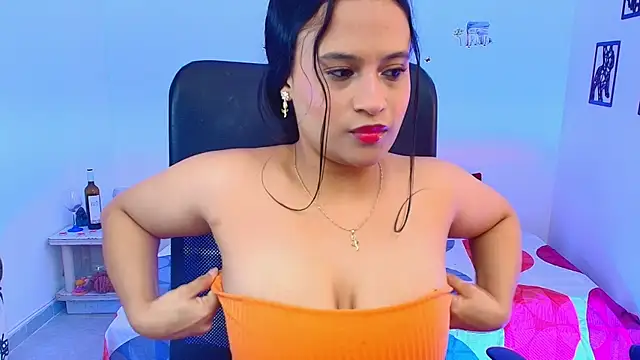 Snapshot of Kristin___ chatting on February 9, 2026, 3:10 am Kristin online show from February 9, 2026, 3:10 am