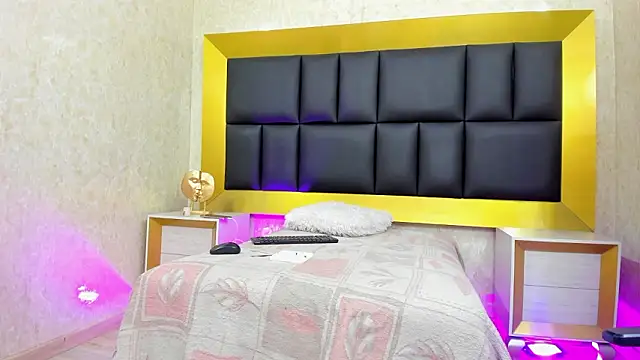 ValeryBellotti online show from March 22, 2026, 1:03 pm