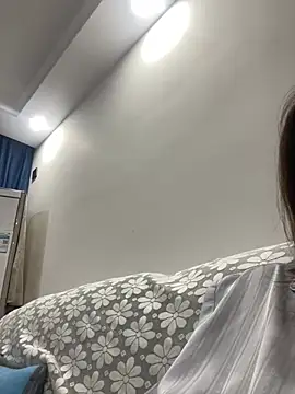 Snapshot of Youyou_12 chatting on February 14, 2026, 6:59 pm Youyou 12 online show from February 14, 2026, 6:59 pm