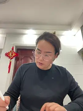 Youyou 12 online show from March 21, 2026, 10:31 am