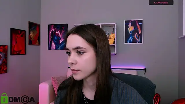 laurenmurrr online show from March 1, 2026, 10:28 am