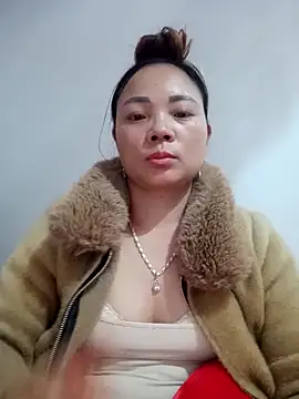 neyney110 online show from February 9, 2026, 11:47 am