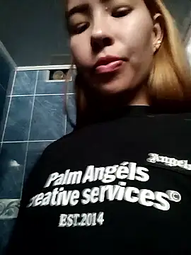 maddie-sar online show from April 4, 2026, 9:01 pm