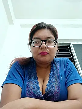 Snapshot of Elie_Hallway chatting on May 27, 2026, 6:49 pm Elie Hallway online show from May 27, 2026, 6:49 pm