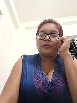 Snapshot of Elie_Hallway chatting on June 5, 2026, 7:08 pm Elie Hallway online show from June 5, 2026, 7:08 pm