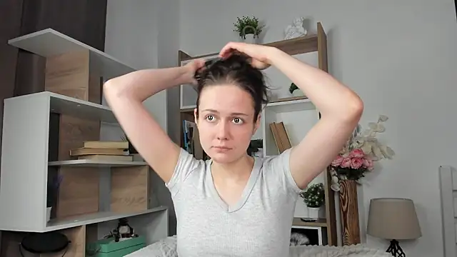 Snapshot of MalvinaTrafford chatting on February 9, 2026, 8:24 pm MalvinaTrafford online show from February 9, 2026, 8:24 pm